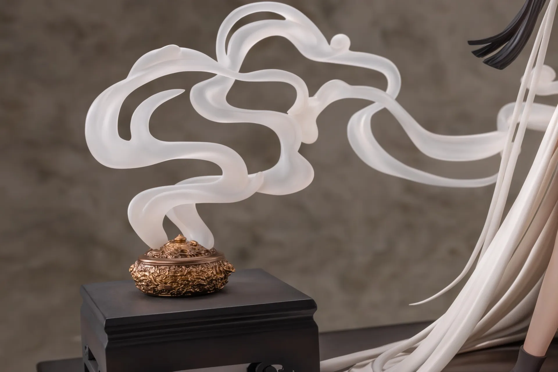 エーギル 祥雲に昇る金龍Ver. 1/6スケール完成品フィギュア