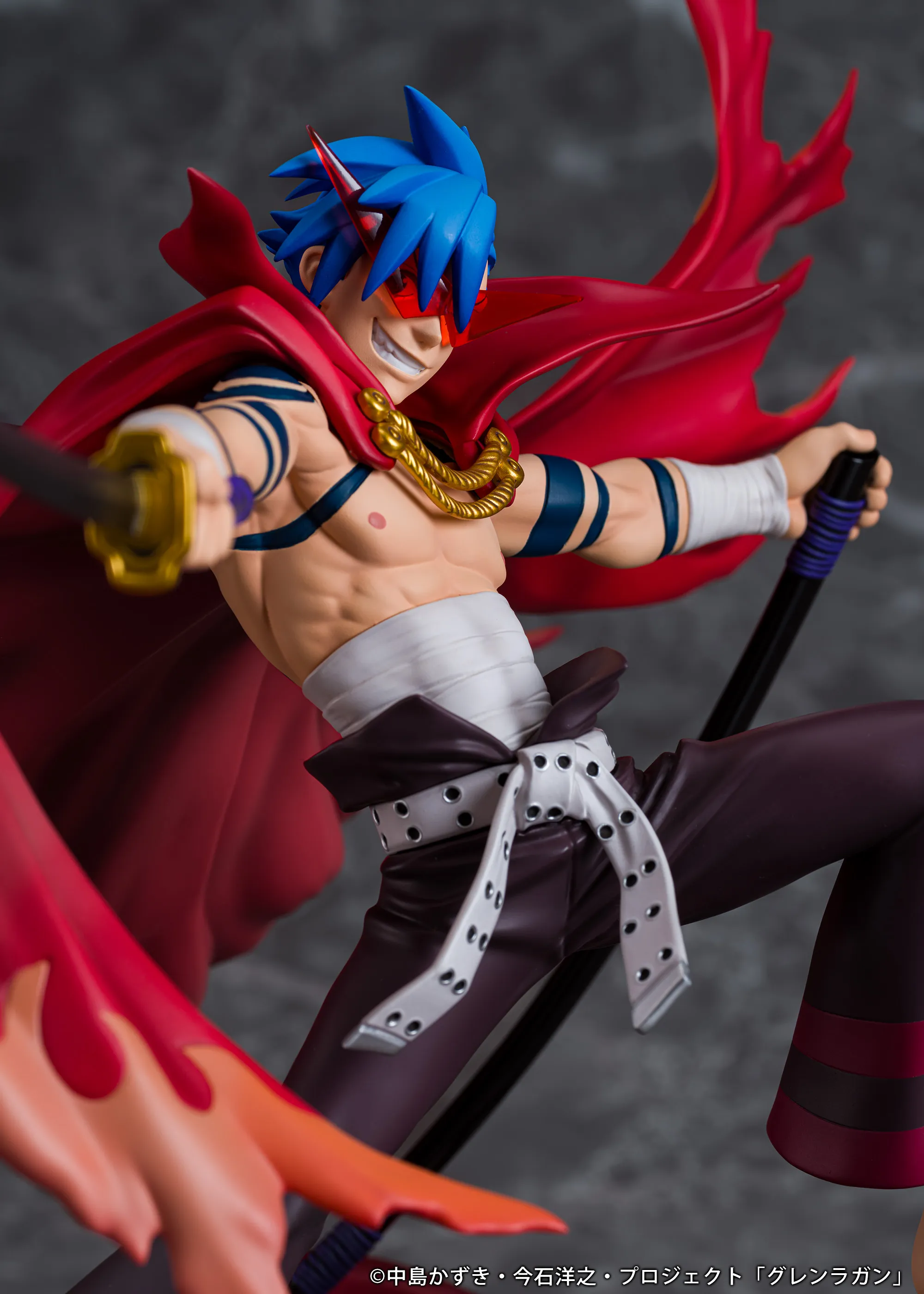 新品未開封 グレンラガン対キルラキル展 カミナ ダイカットブランケット マント 新品未開封 グレンラガン対キルラキル展 カミナ ダイカット