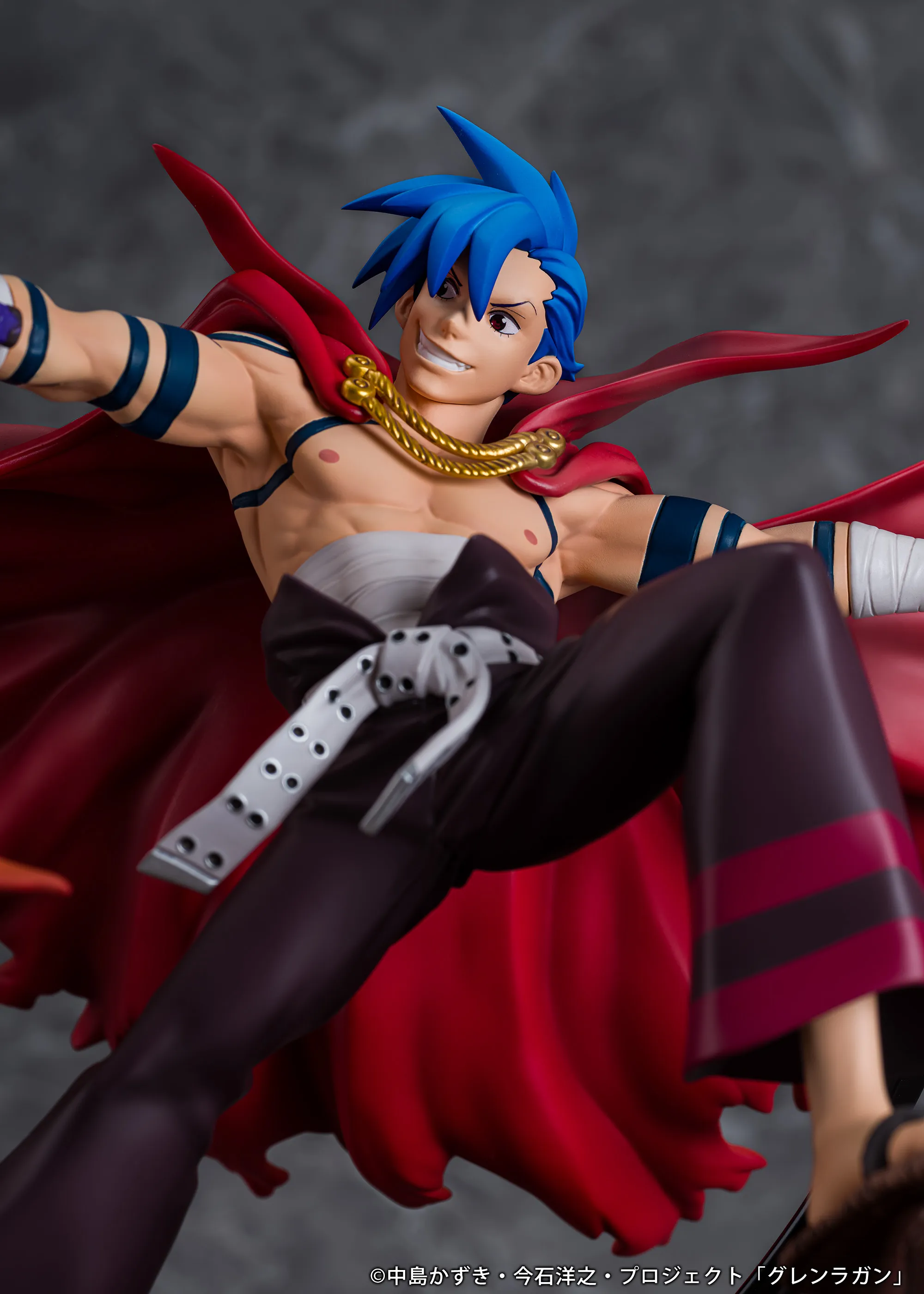 新品未開封 天元突破グレンラガン カミナ フィギュア EMONTOYS 新品未開封 天元突破グレンラガン カミナ フィギュア EMONTOYS