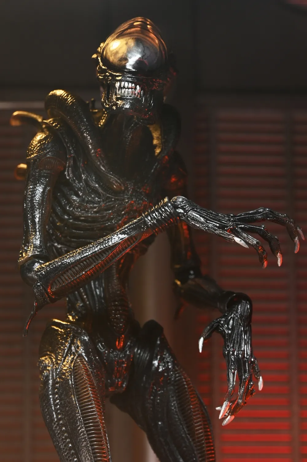 ＊7/10までの出品＊ NECA スコーチド ゼノモーフ エイリアンロムルス NECA エイリアン：ロムルス スコーチド ゼノモーフ