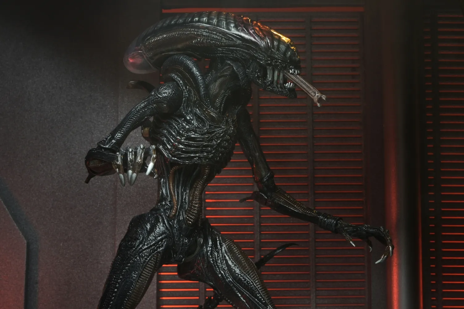 NECA ネカ エイリアン ロムルス スコーチドゼノモーフ　7インチ　フィギュア エイリアン:ロムルス/ スコーチド ゼノモーフ アルティメット 7